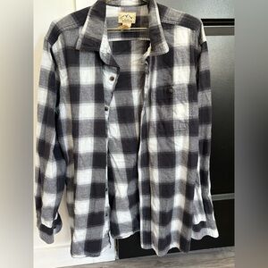 Women’s Buffalo plaid cotton button down shirt